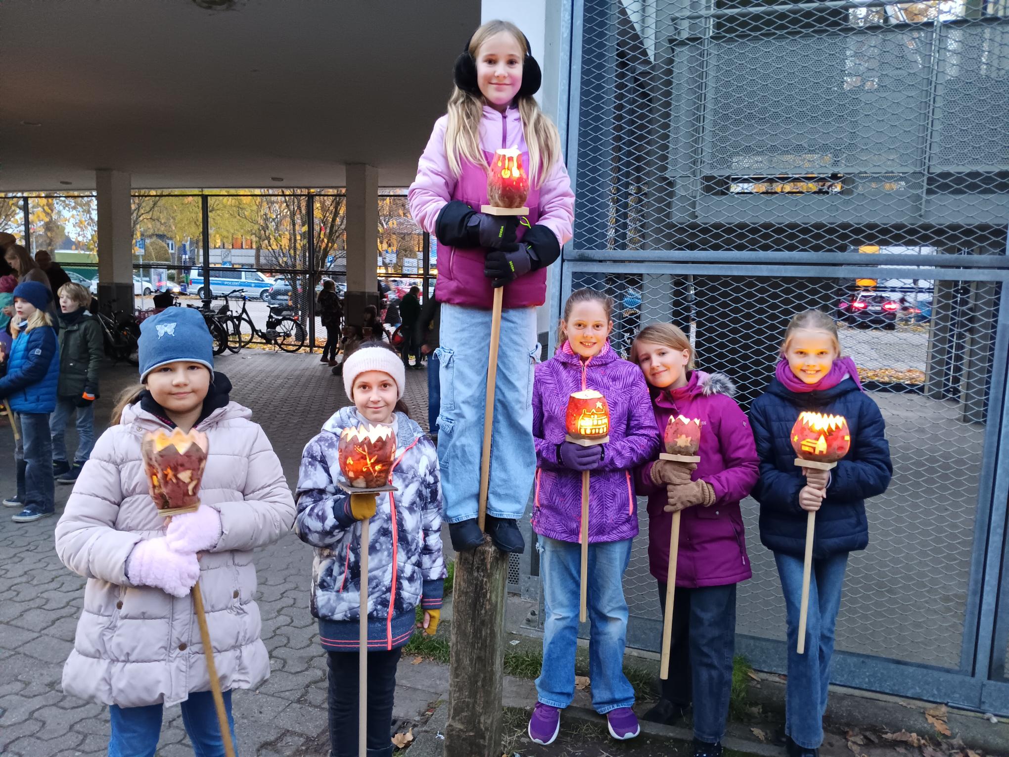 Bild 1 von 8 im Bilderkarussel