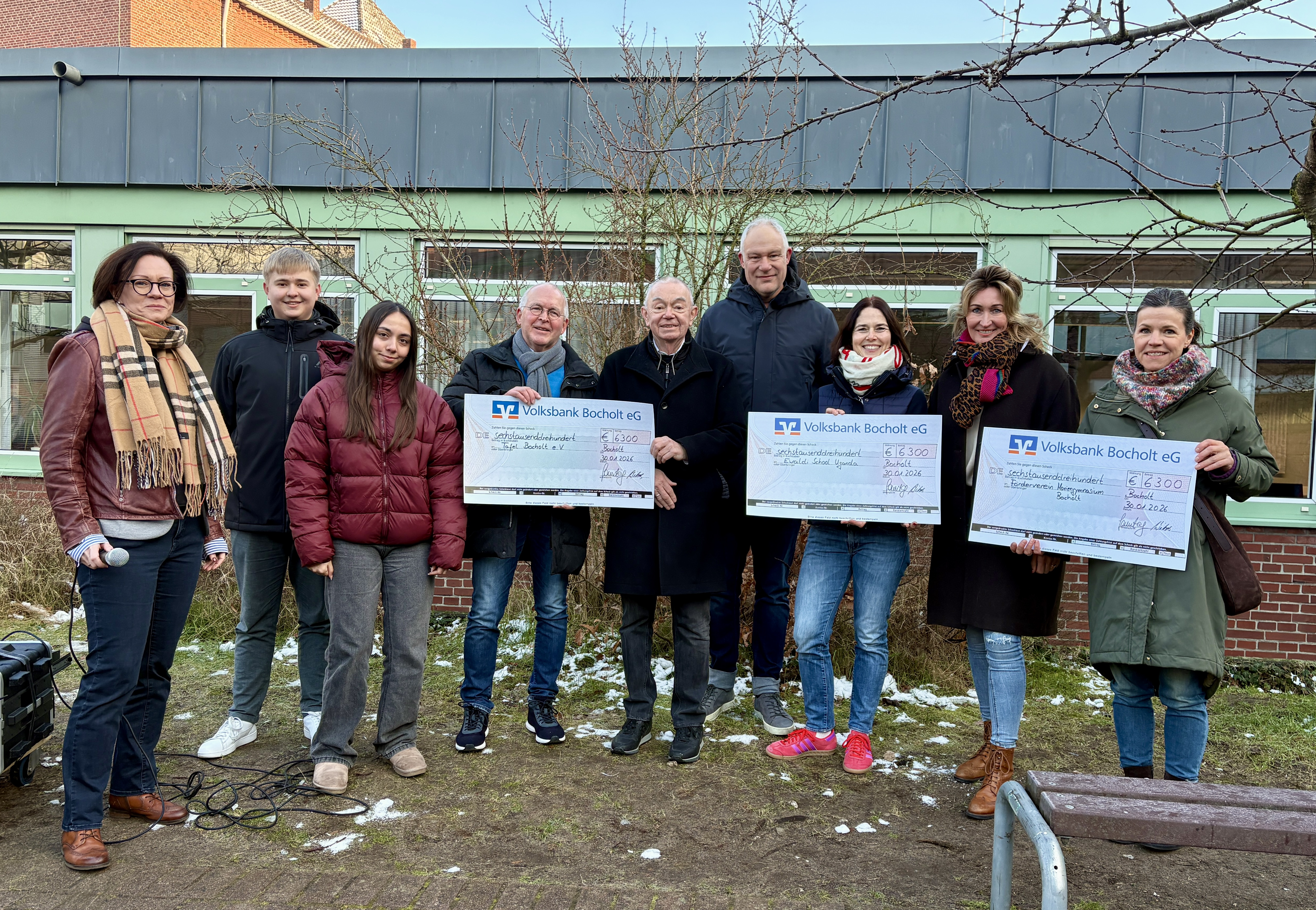 Nachrichtenbild: Sponsorenlauf am Mariengymnasium Bocholt: 19.000 Euro für drei gute Zwecke