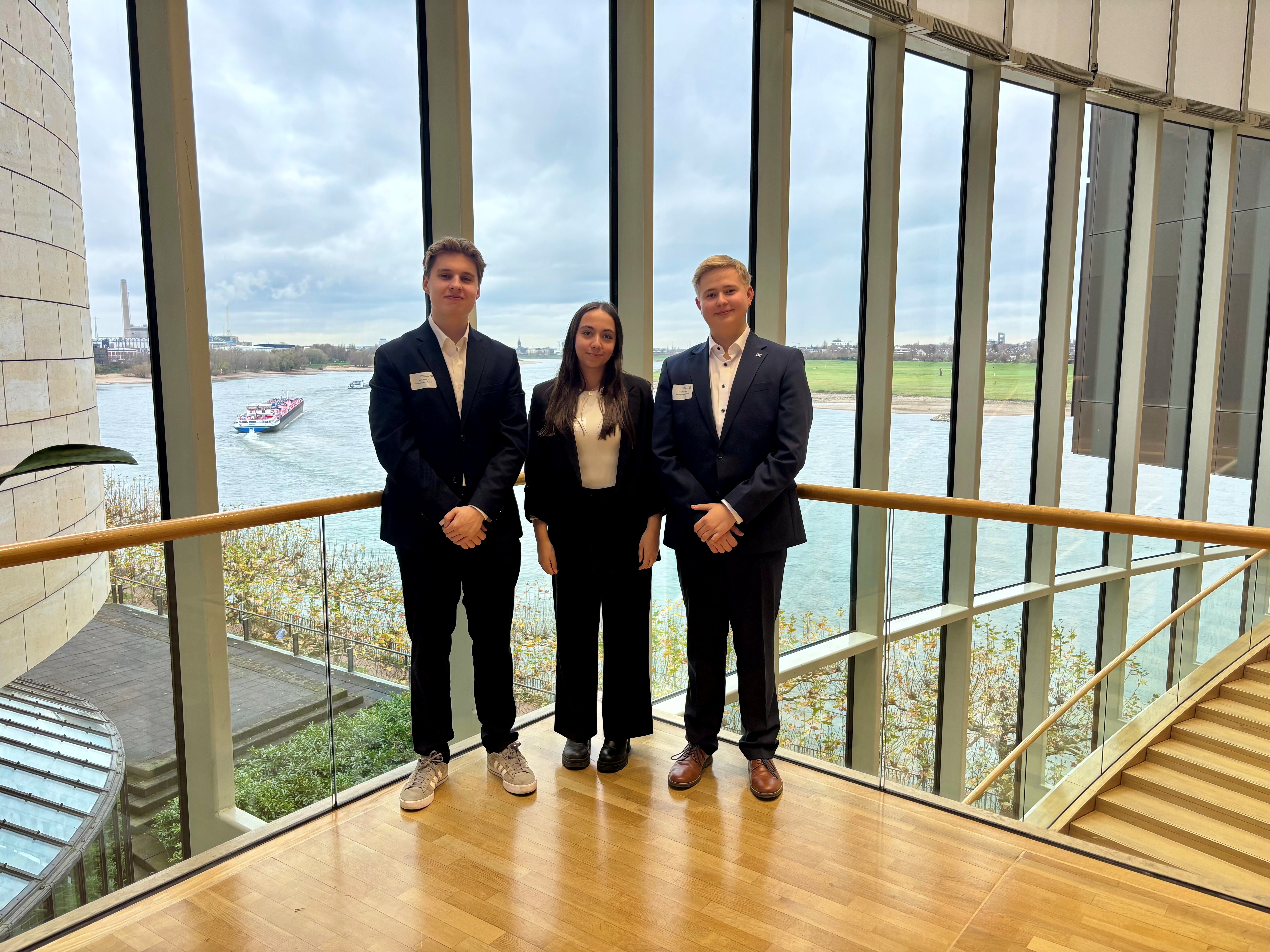 Bild 0 von 5 im Bilderkarussel