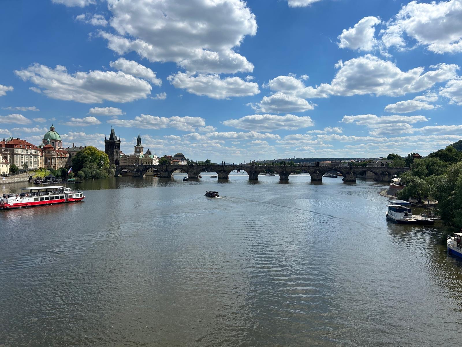 Nachrichtenbild: Stufenfahrt nach Prag: Erlebnisreiche Tage in der Goldenen Stadt