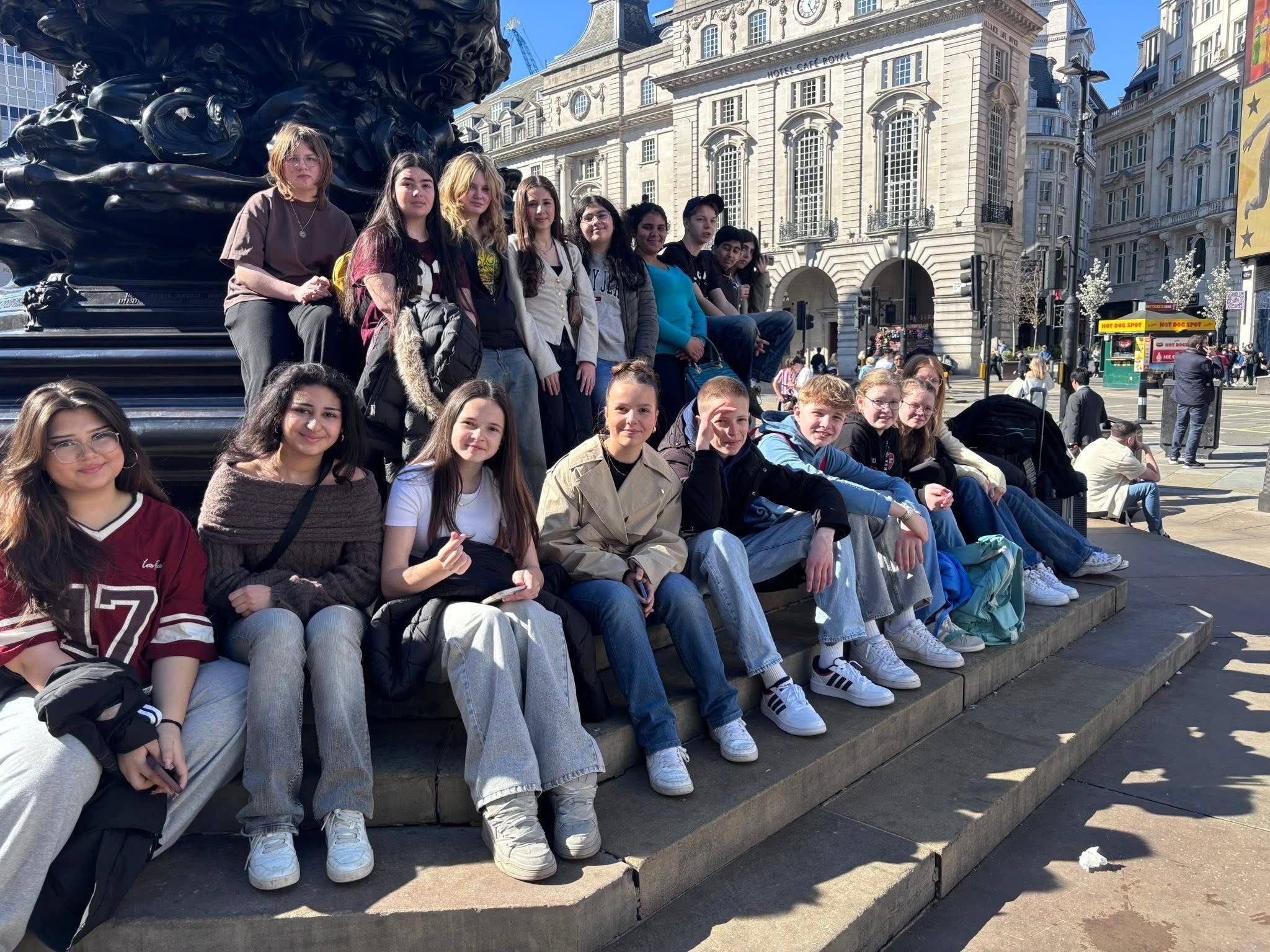 Nachrichtenbild: Big Ben und rote Buse - 5 Tage England