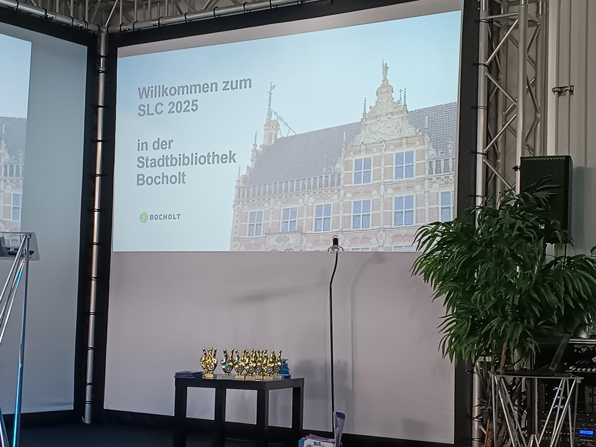 Bild 0 von 3 im Bilderkarussel