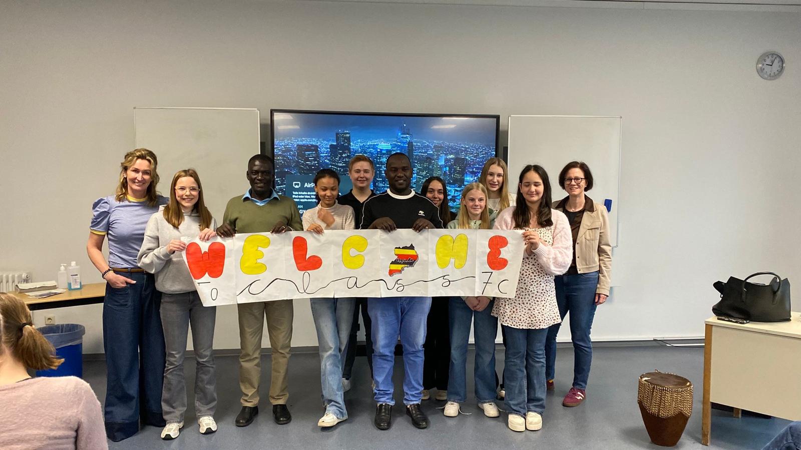 Nachrichtenbild: Besuch aus Uganda