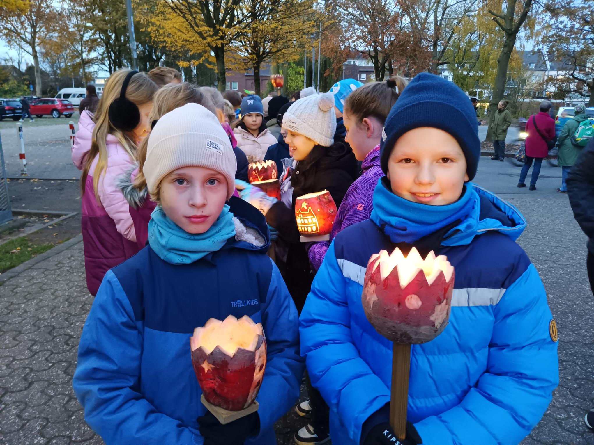 Bild 2 von 8 im Bilderkarussel