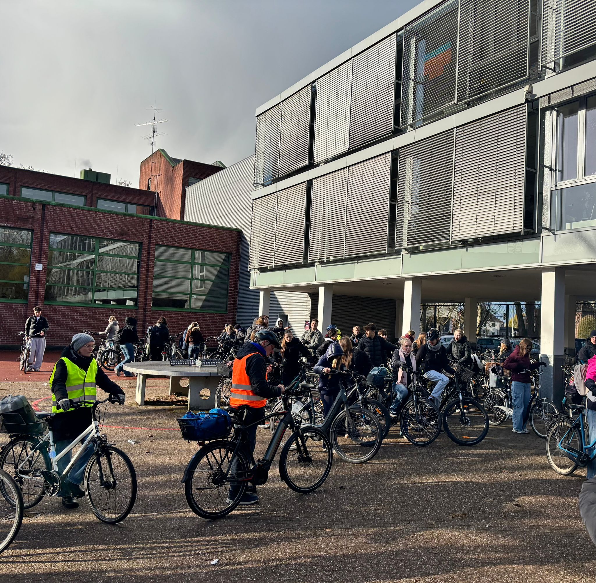 Bild 0 von 6 im Bilderkarussel