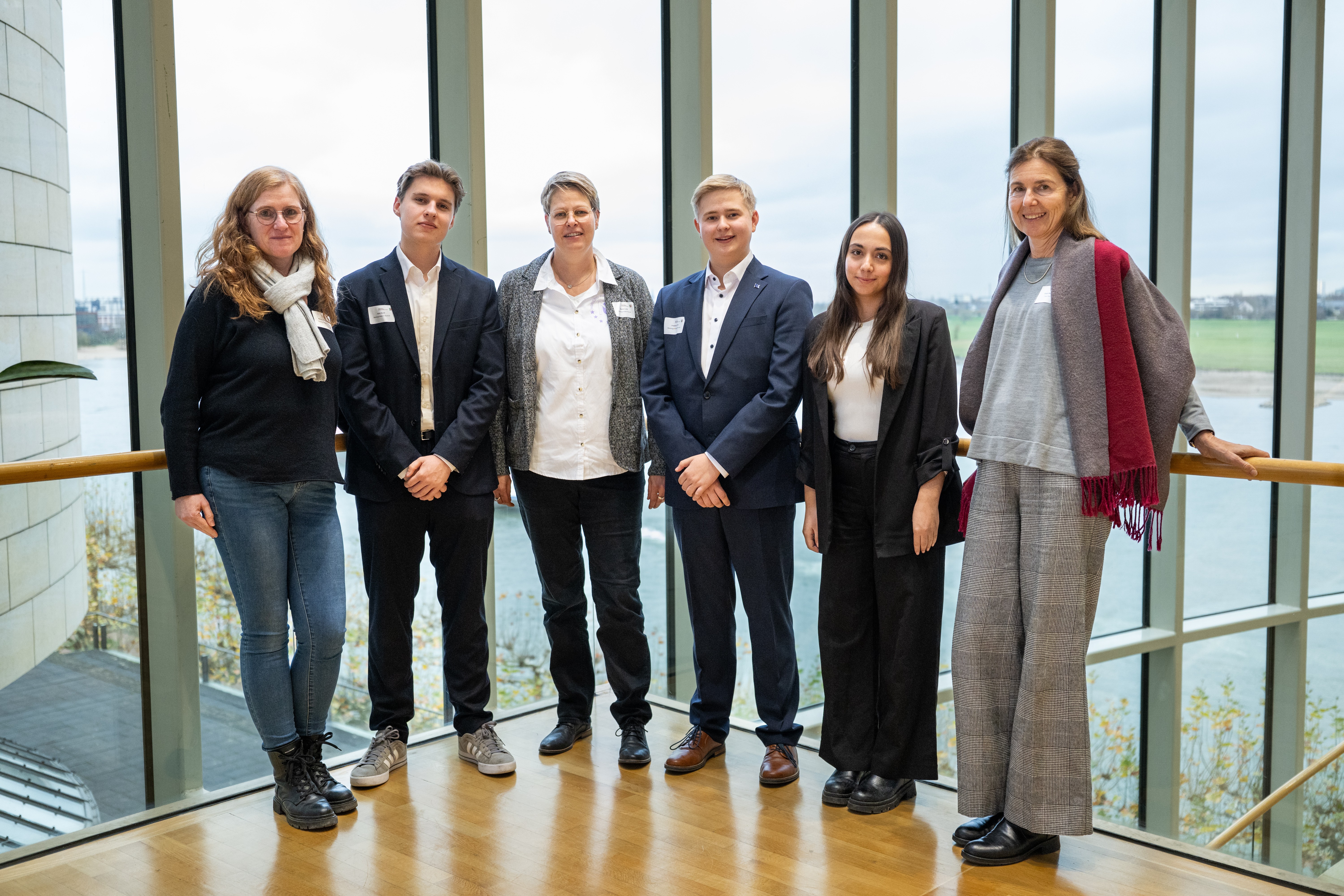 Bild 0 von 6 im Bilderkarussel