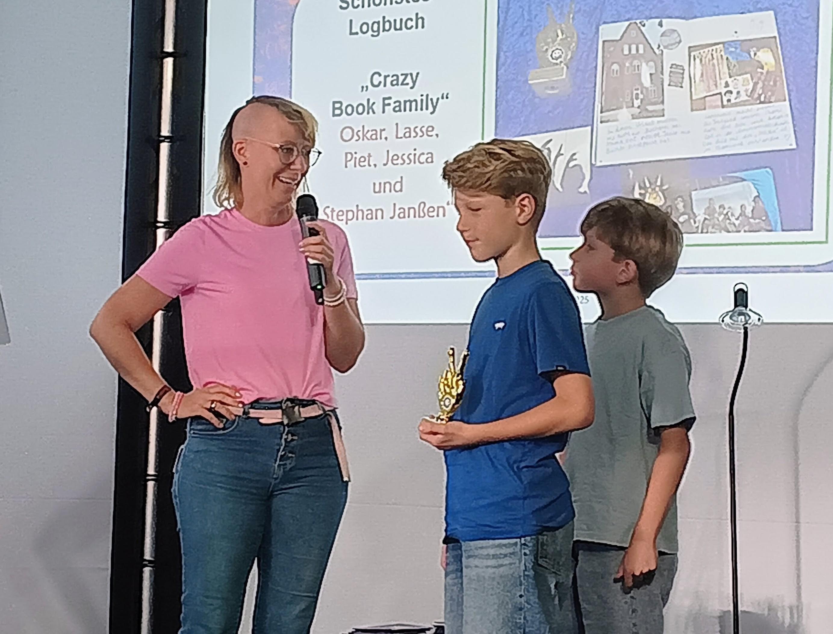 Bild 2 von 3 im Bilderkarussel