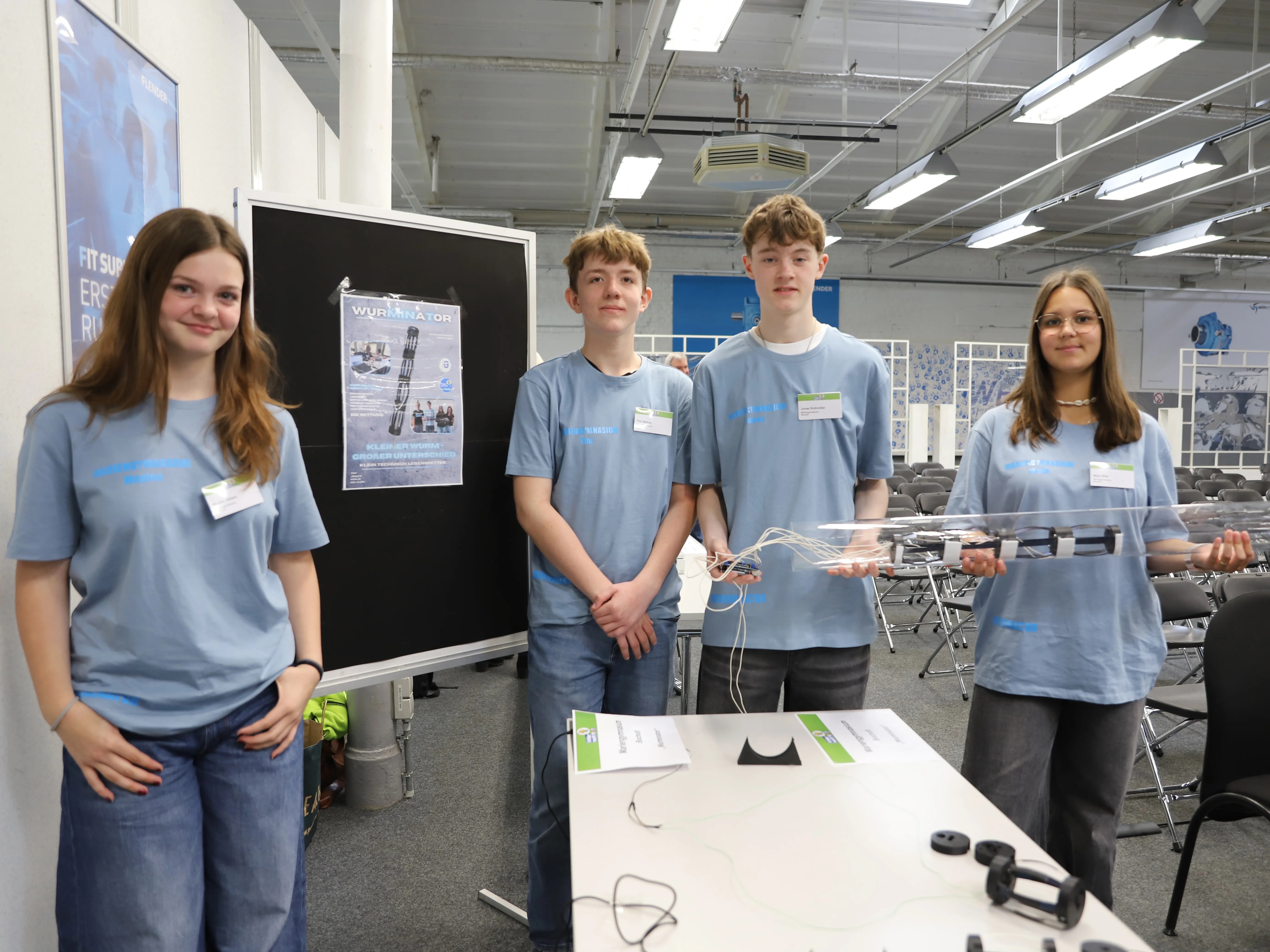 Nachrichtenbild: 1. Preis und Publikumspreis des Wettbewerbs „Schüler macht MI(N)T“ für das Mariengymnasium