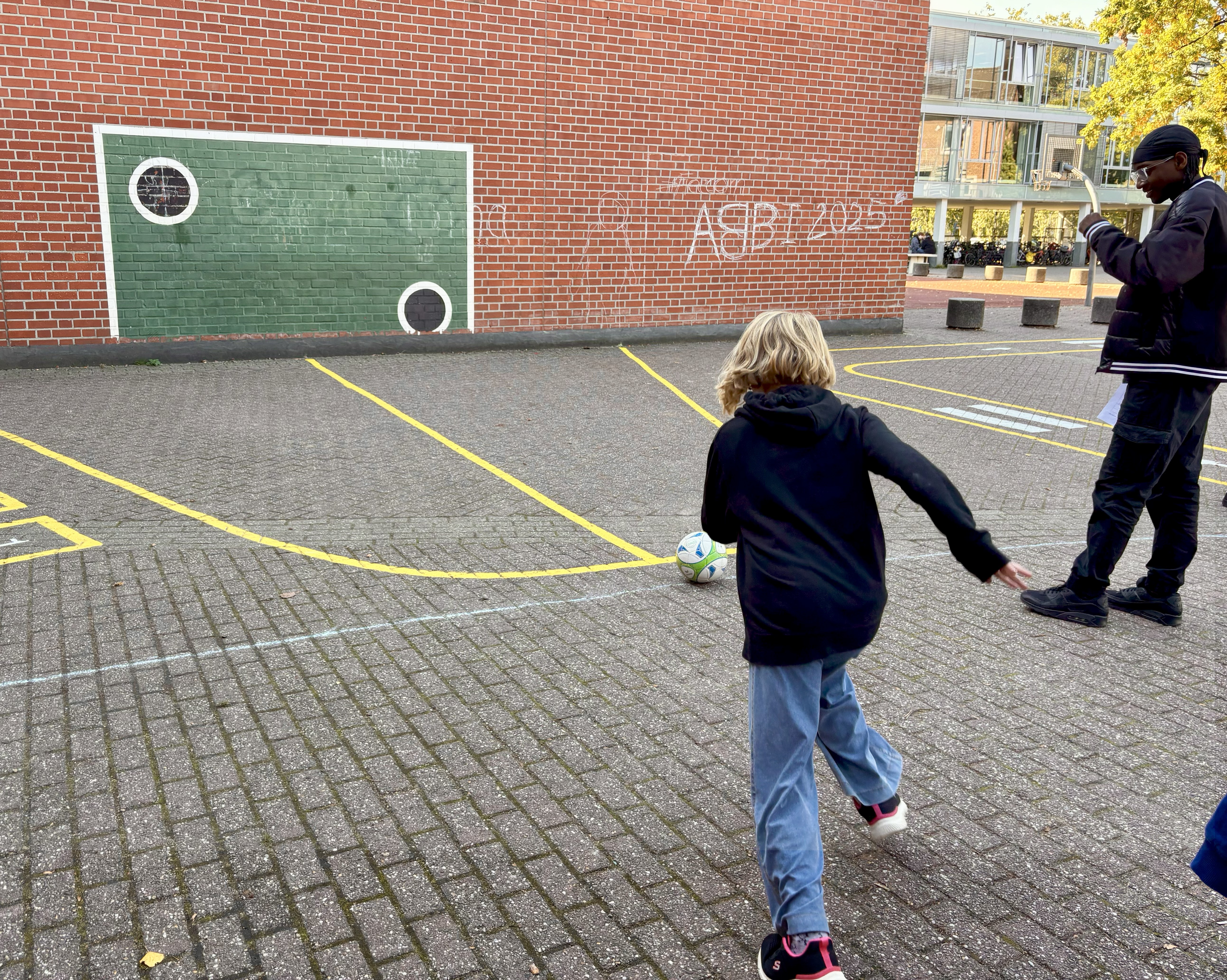 Bild 0 von 11 im Bilderkarussel