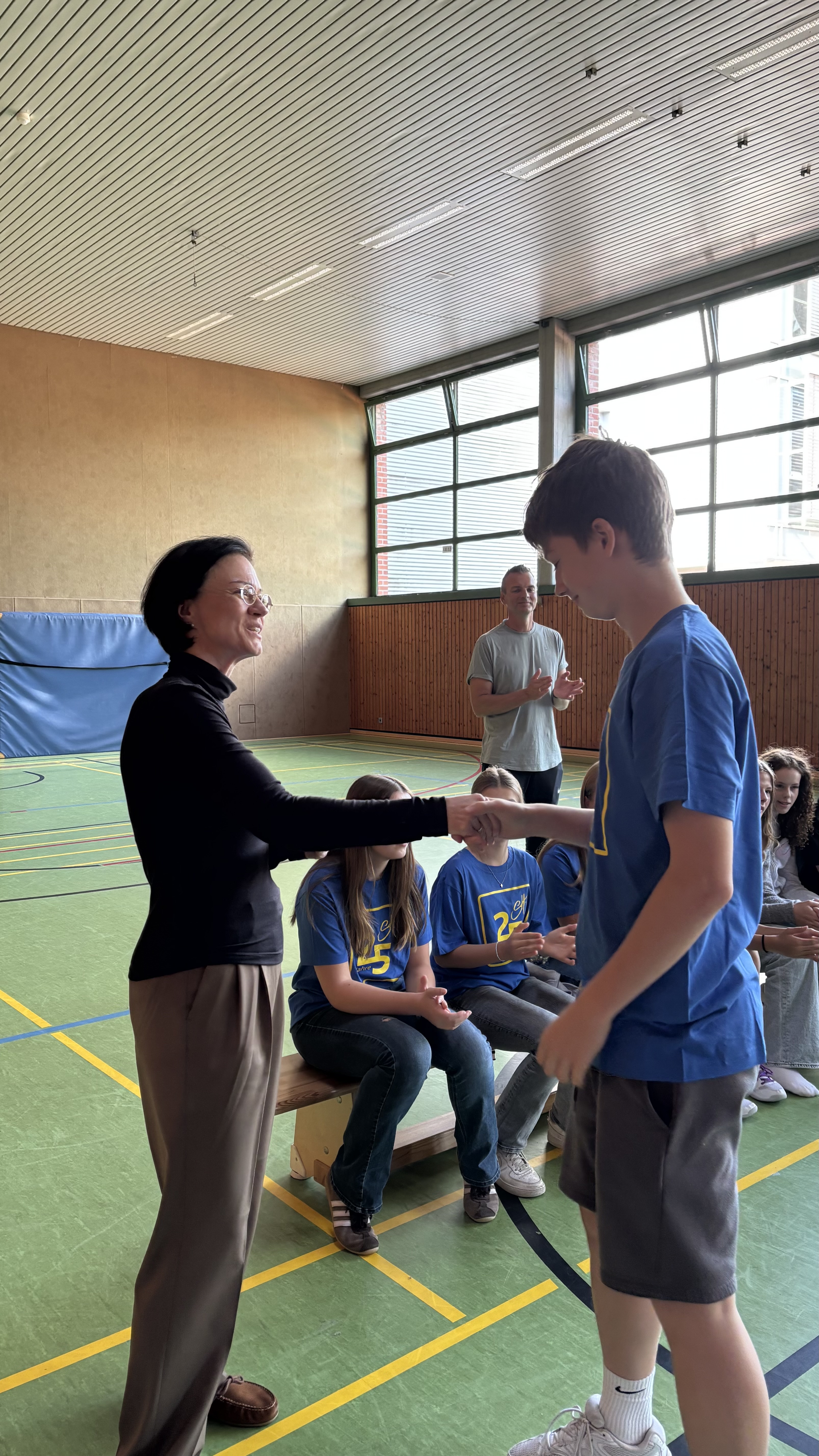 Bild 0 von 3 im Bilderkarussel